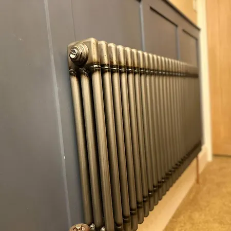 Harbour Heights * ويتبي